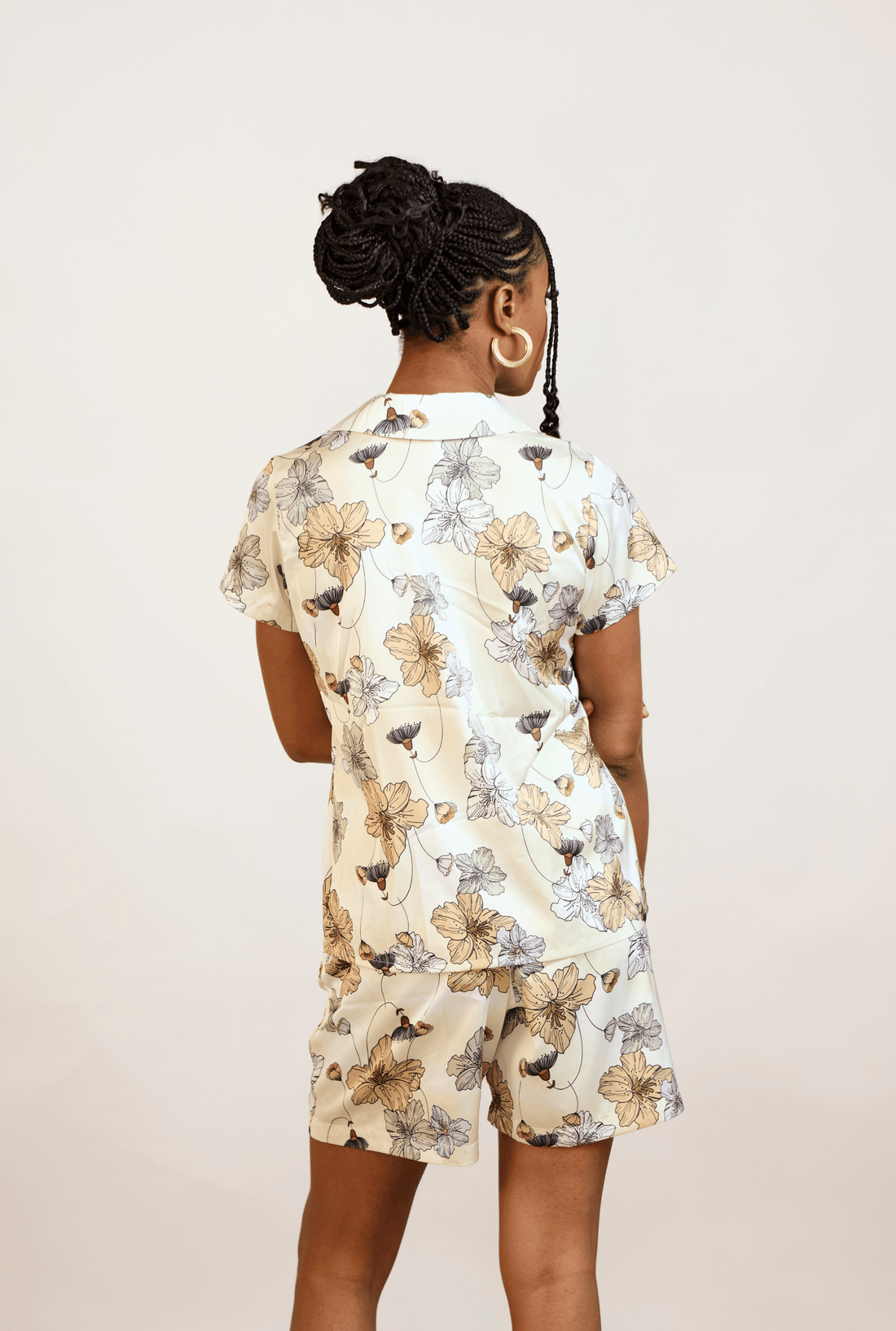 ÌRÚWÉ CREAM FLORAL SATIN PAJAMAS